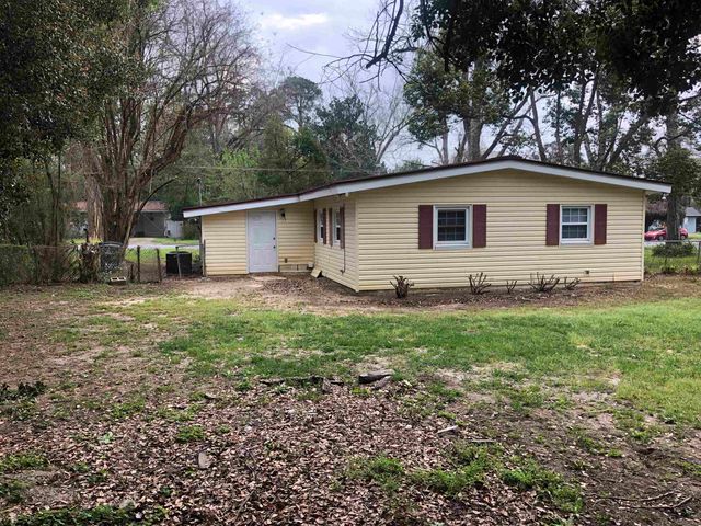 422 Essex Drive, Tallahassee, FL 32304