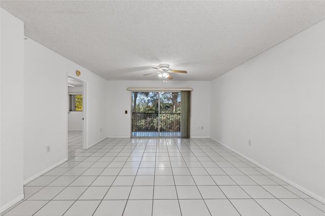 900 SW 142nd Avenue 213L, Pembroke Pines, FL 33027