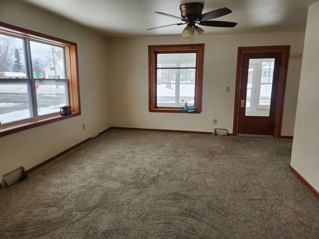 401 Glendale Avenue, Tomah, WI 54660