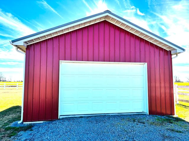 304 Hwy 3525, Russell Springs, KY 42642