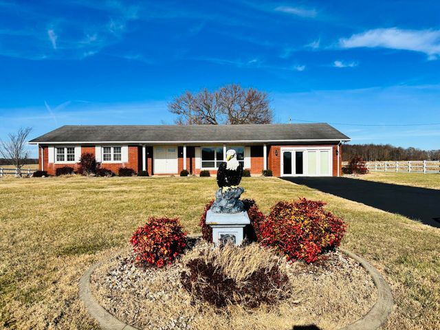 304 Hwy 3525, Russell Springs, KY 42642