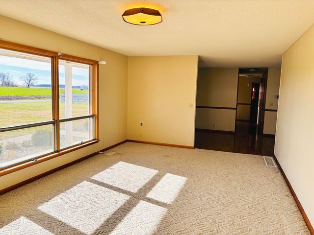 304 Hwy 3525, Russell Springs, KY 42642