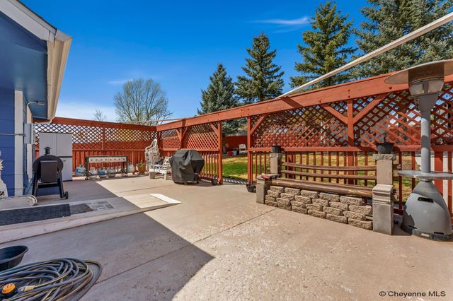 5000 ATLANTIC DR, Cheyenne, WY 82001