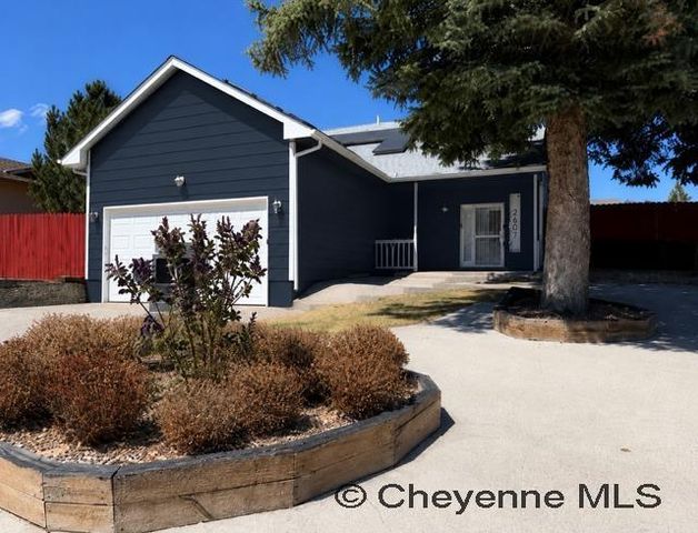 5000 ATLANTIC DR, Cheyenne, WY 82001