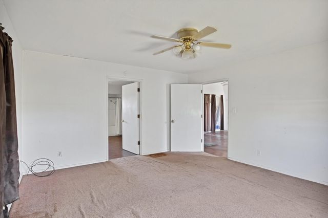 201 Fox Run Road, Cleburne, TX 76033