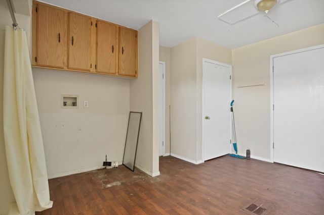 201 Fox Run Road, Cleburne, TX 76033