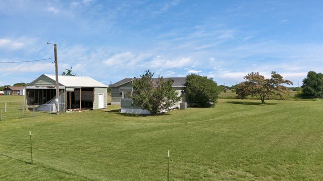 201 Fox Run Road, Cleburne, TX 76033