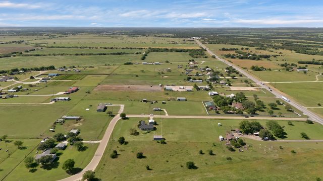 201 Fox Run Road, Cleburne, TX 76033