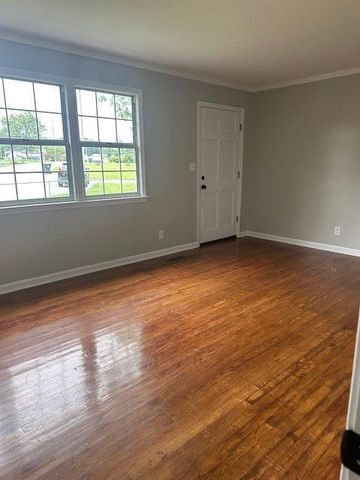 8 Roberts Drive, Fort Oglethorpe, GA 30742