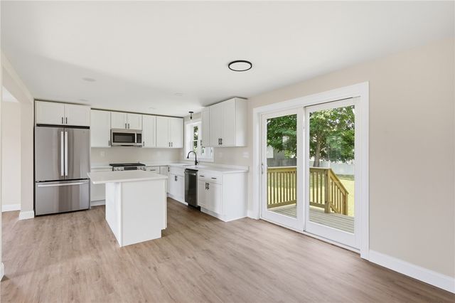 533 Scituate Avenue, Cranston, RI 02921