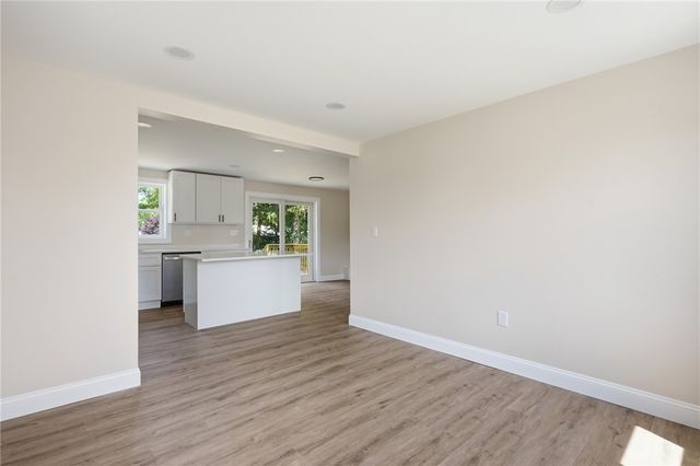 533 Scituate Avenue, Cranston, RI 02921