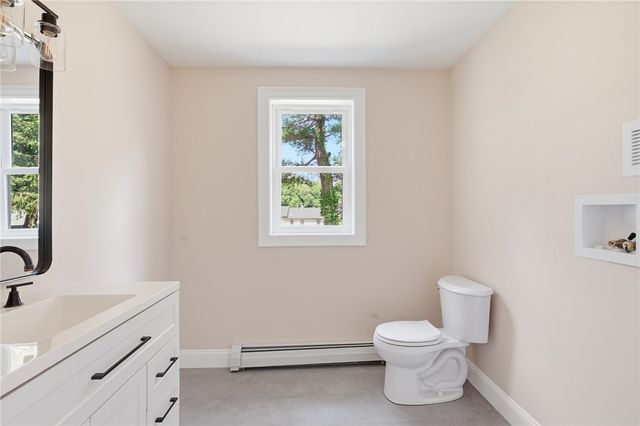533 Scituate Avenue, Cranston, RI 02921