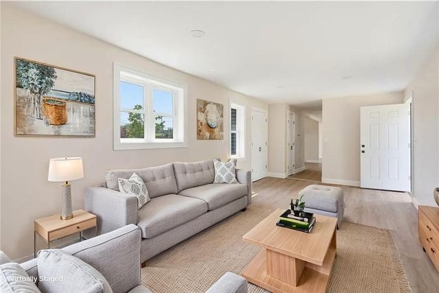 533 Scituate Avenue, Cranston, RI 02921