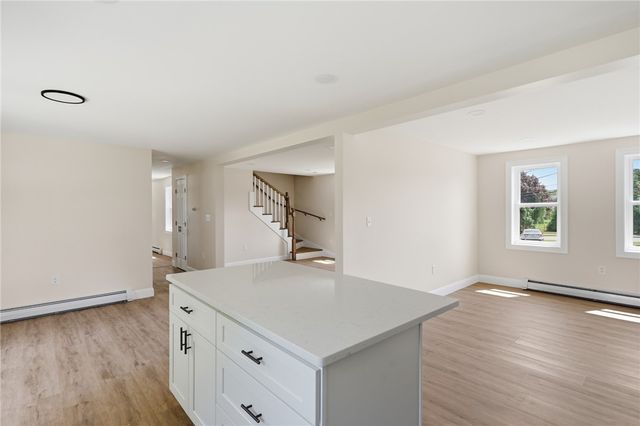 533 Scituate Avenue, Cranston, RI 02921