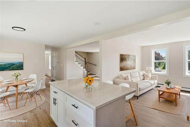 533 Scituate Avenue, Cranston, RI 02921