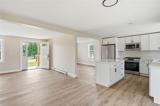 533 Scituate Avenue, Cranston, RI 02921