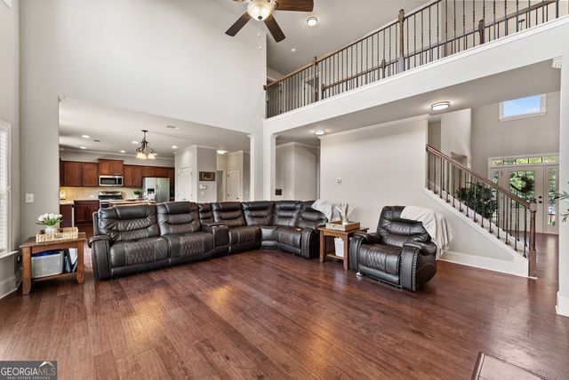 7331 Bird Song Place, Flowery Branch, GA 30542