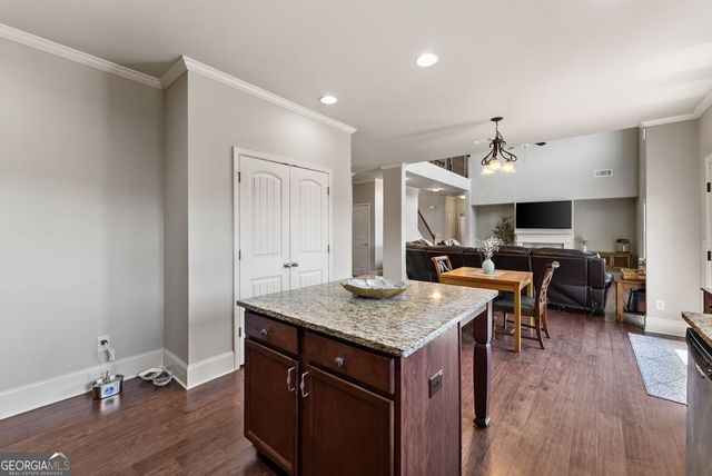 7331 Bird Song Place, Flowery Branch, GA 30542