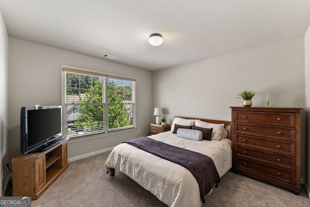 7331 Bird Song Place, Flowery Branch, GA 30542