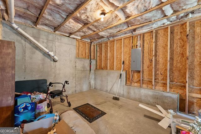 7331 Bird Song Place, Flowery Branch, GA 30542