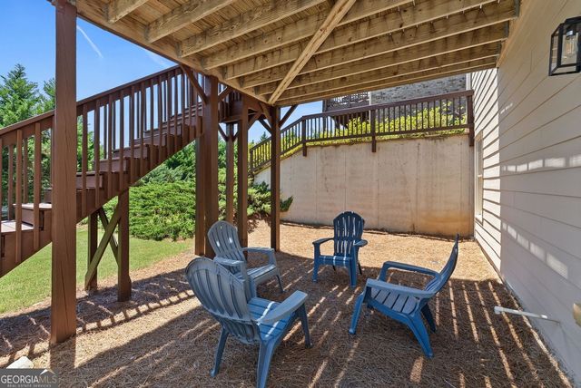 7331 Bird Song Place, Flowery Branch, GA 30542