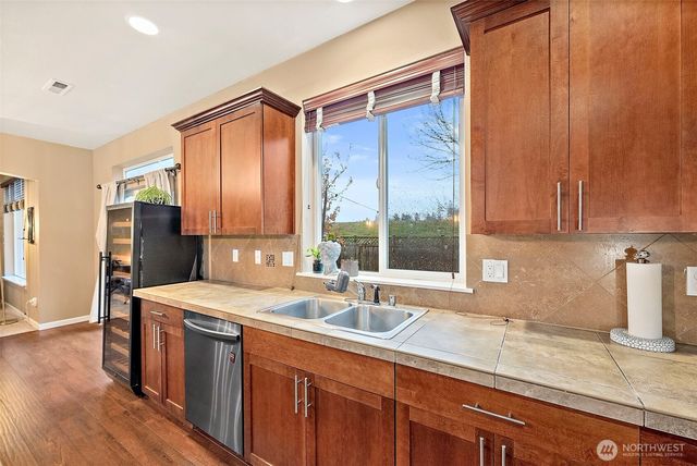 7273 Radius Loop SE, Lacey, WA 98513