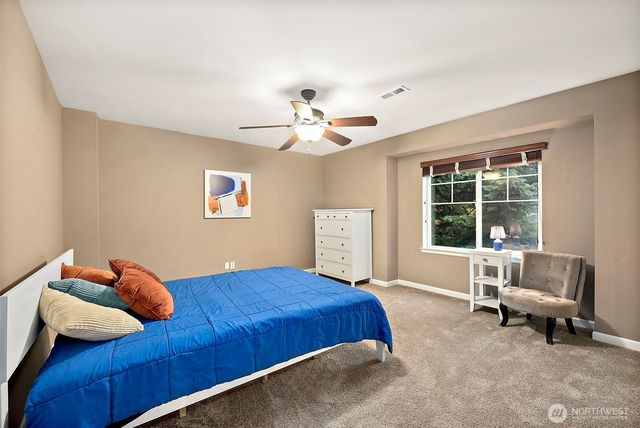 7273 Radius Loop SE, Lacey, WA 98513