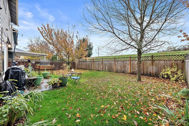 7273 Radius Loop SE, Lacey, WA 98513