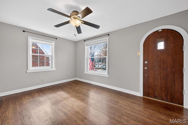 331 Geneva Drive, St Louis, MO 63125