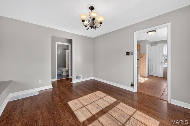 331 Geneva Drive, St Louis, MO 63125