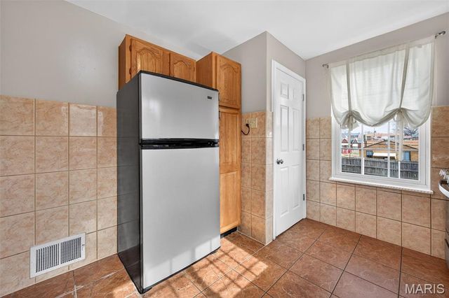 331 Geneva Drive, St Louis, MO 63125