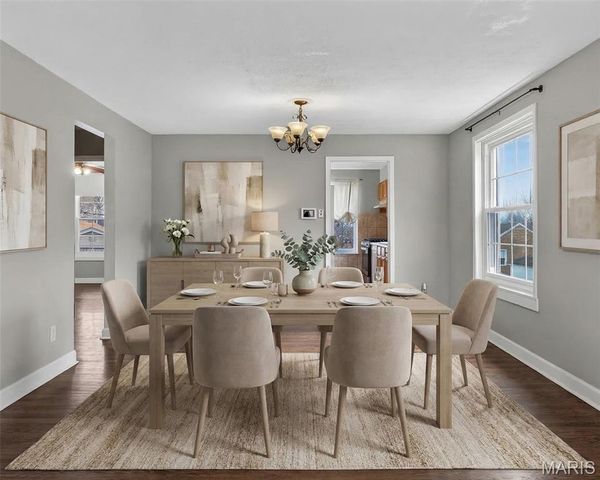 331 Geneva Drive, St Louis, MO 63125