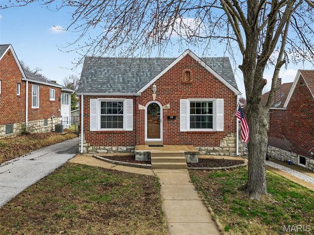 331 Geneva Drive, St Louis, MO 63125