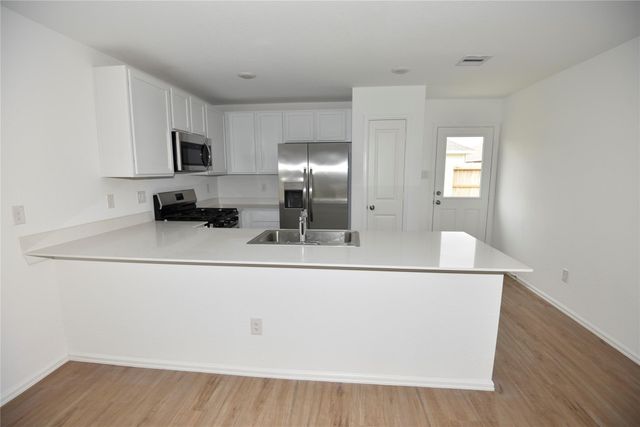 10930 Bright Beacon Drive, Beasley, TX 77417