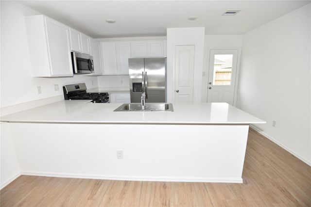 10930 Bright Beacon Drive, Beasley, TX 77417