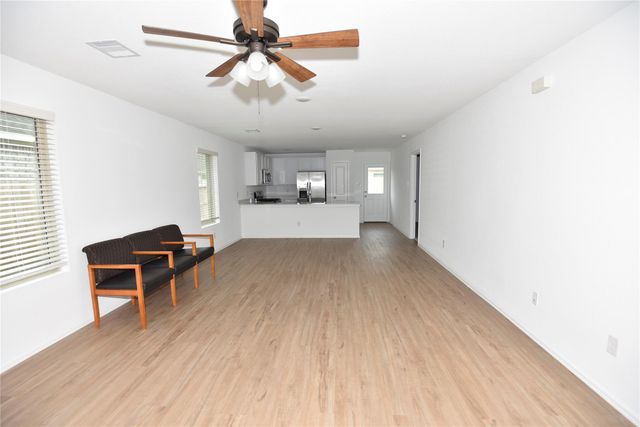 10930 Bright Beacon Drive, Beasley, TX 77417