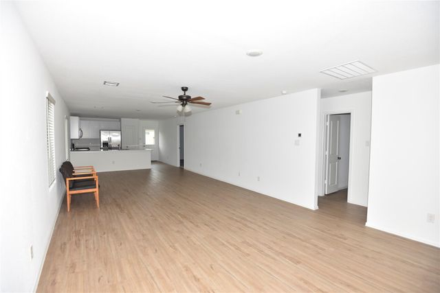 10930 Bright Beacon Drive, Beasley, TX 77417