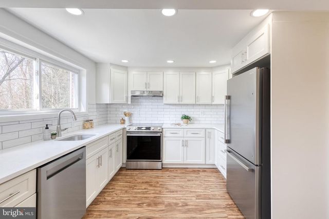 7508 CREIGHTON DR, College Park, MD 20740