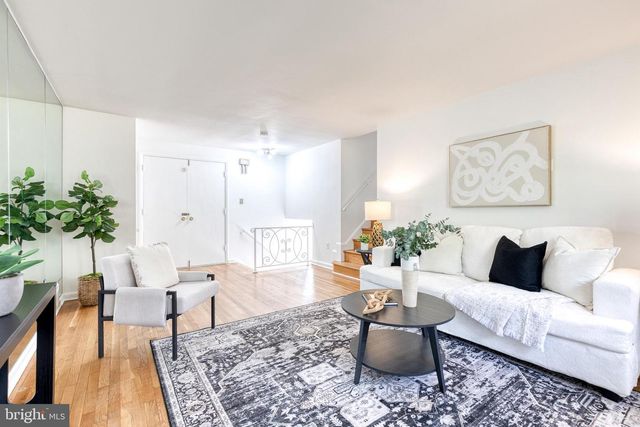 7508 CREIGHTON DR, College Park, MD 20740