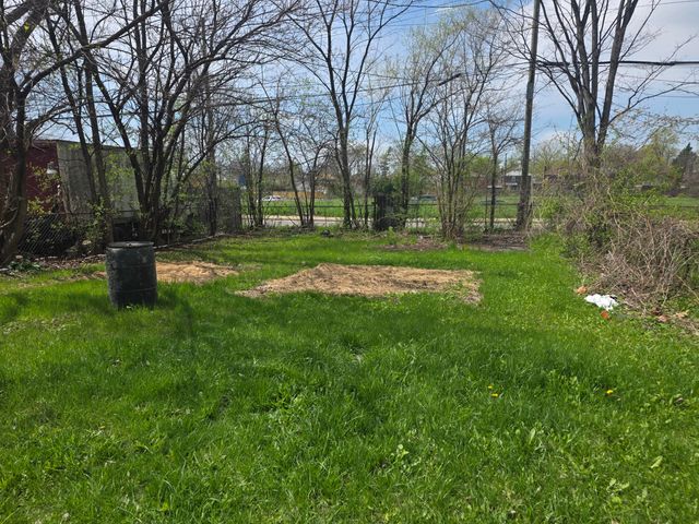 9245 Archdale Street, Detroit, MI 48228