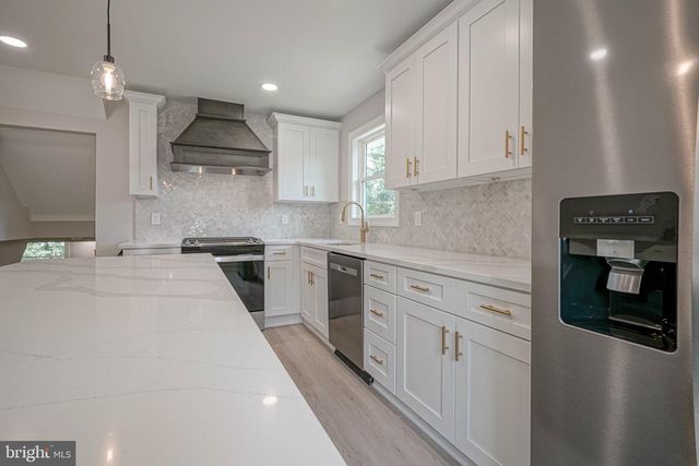 448 SPRING RD, Hammonton, NJ 08037