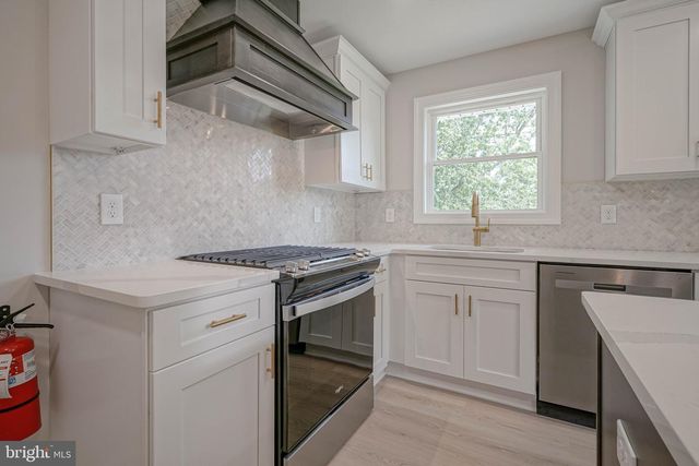 448 SPRING RD, Hammonton, NJ 08037