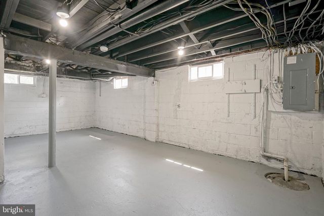 448 SPRING RD, Hammonton, NJ 08037