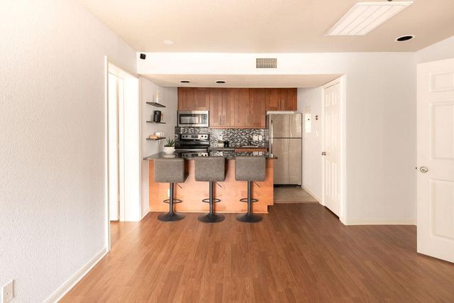 7685 Northcross DR 628, Austin, TX 78757