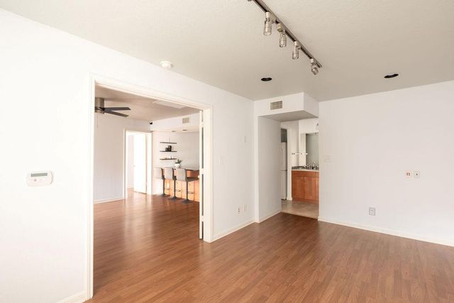 7685 Northcross DR 628, Austin, TX 78757