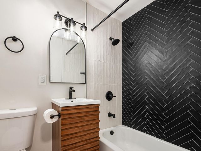 1543 S Hamilton Road, Columbus, OH 43227