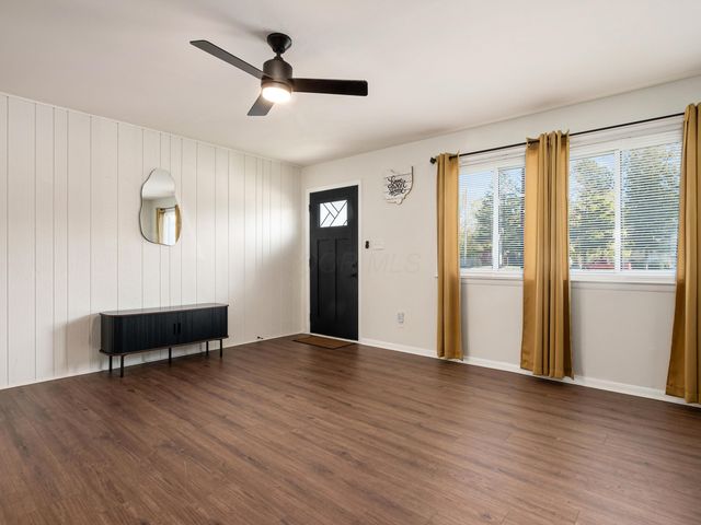 1543 S Hamilton Road, Columbus, OH 43227