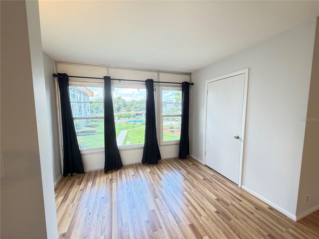 333 LAKE HOWARD DRIVE NW 211B, Winter Haven, FL 33880