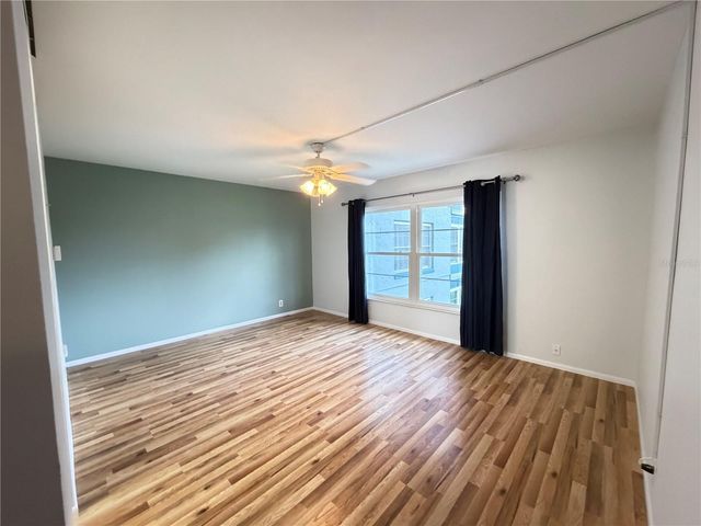 333 LAKE HOWARD DRIVE NW 211B, Winter Haven, FL 33880