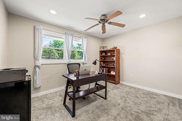 2120 SHIPLEY RD, Wilmington, DE 19803